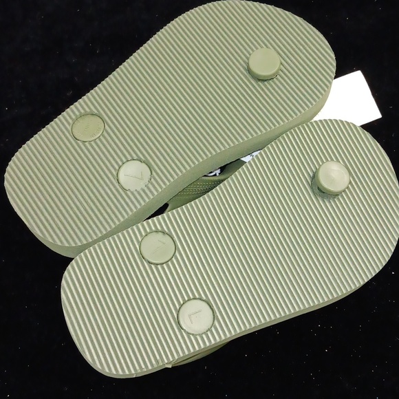 Old Navy Rubber Army Green Baby Sandals - Picture 3 of 5